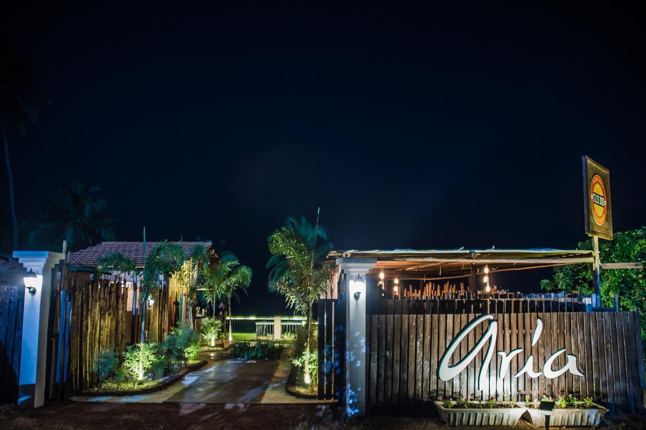 Aria Beach Resort 瓦加托 外观 照片